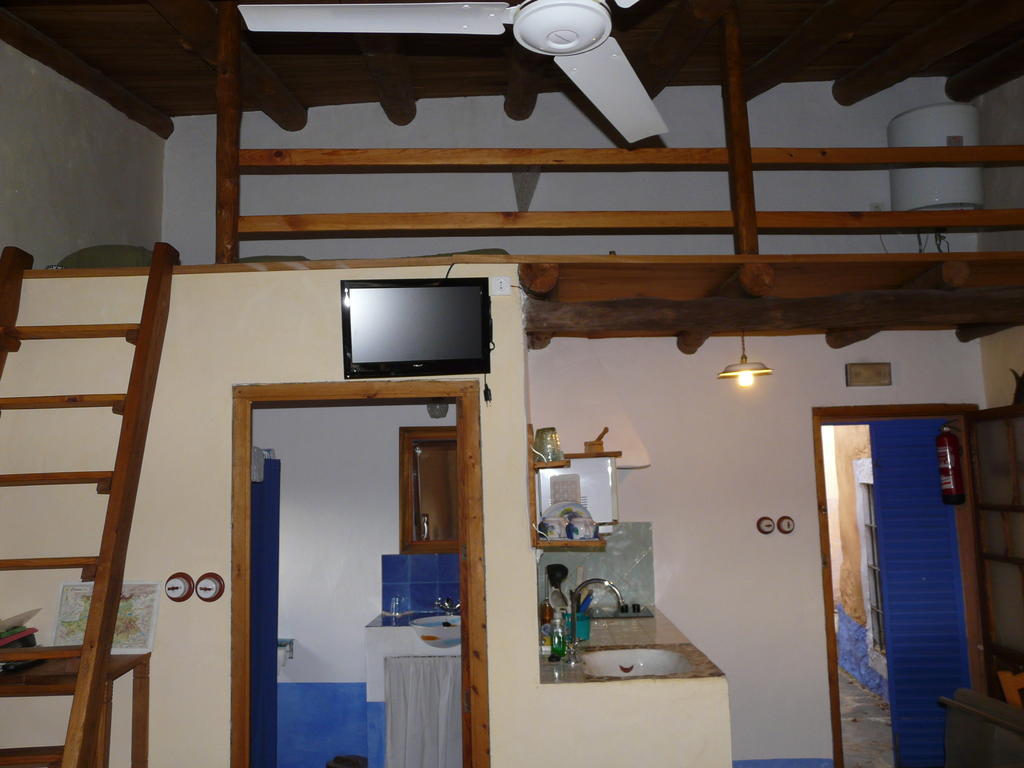 El Nido De La Collalba Apartamento Cabañas del Castillo Exterior foto